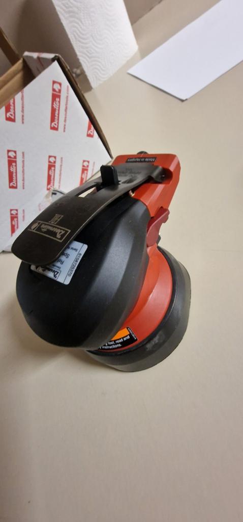 Ponceuse excentrique orbital pro avec vitesse variable