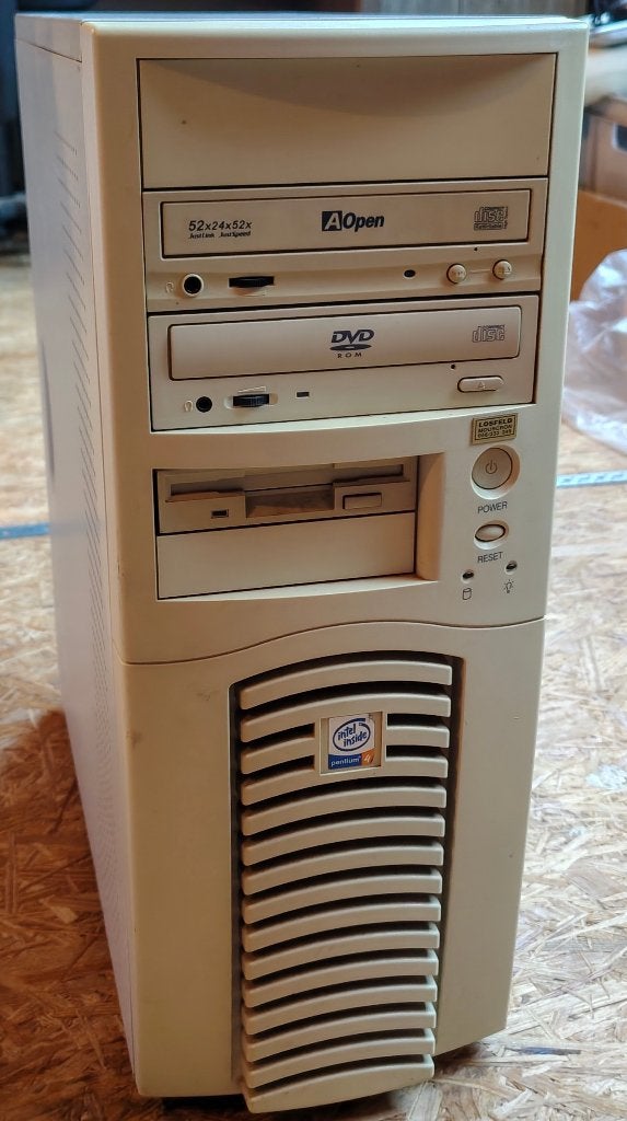 Desktop met AMD Athlon II X4 640 3GHz + 4GB DDR3 + 120GB SSD, Enlèvement ou Envoi, 120 GB, Utilisé, Custom build