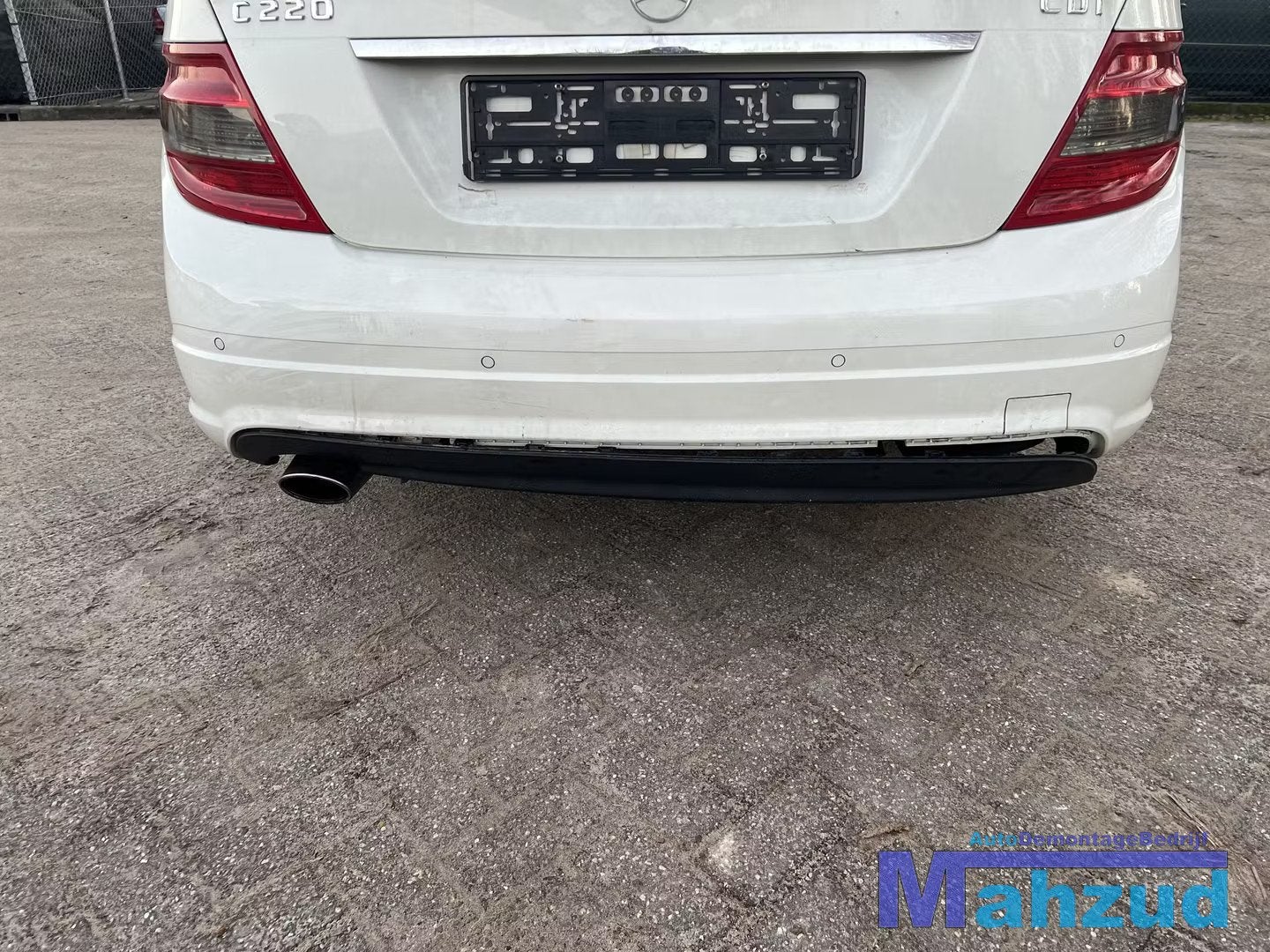 MERCEDES C KLASSE W204 WIT 650 achterbumper 2007-2011, Auto-onderdelen, Gebruikt, Mercedes-Benz AG, Mercedes-Benz, Mercedesstrasse 120
70372  Stuttgart, DE