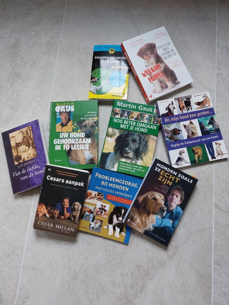 HONDEN OPLEIDING BOEKEN 10 STUKS, Boeken, Dieren en Huisdieren, Ophalen, Nieuw, Honden