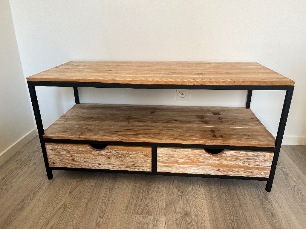 Industrieel tv-meubel van massieve spar en metaal L117, 100 tot 150 cm, Zo goed als nieuw, Minder dan 100 cm, 25 tot 50 cm