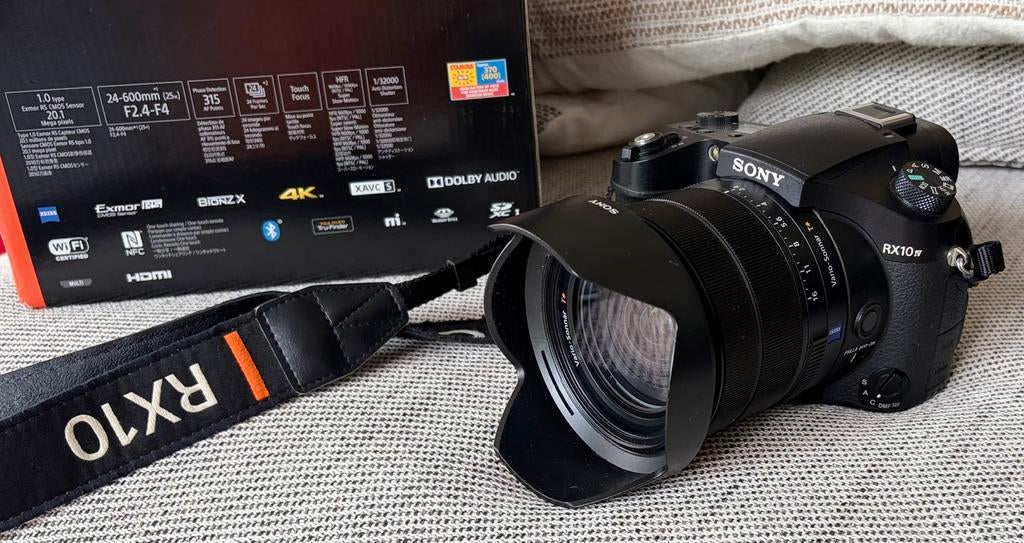 Sony RX10 Mark IV - Occasion rare !, Ophalen, 20 Megapixel, Sony, 8 keer of meer