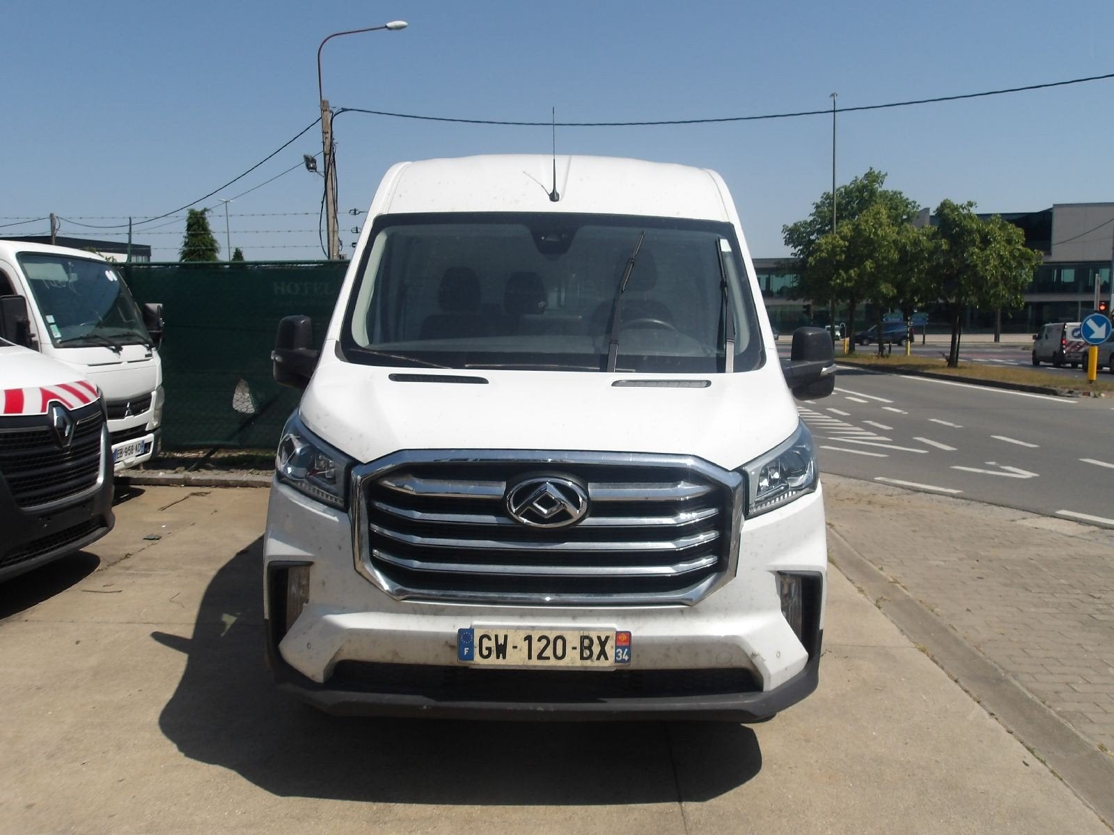 MAXUS DELIVER 9  DIESEL 03/24, Auto's, Wit, Bedrijf, https://public.car-pass.be/vhr/2f4e2b6e-eb05-4ff8-a95f-c2401630ca58, Te koop