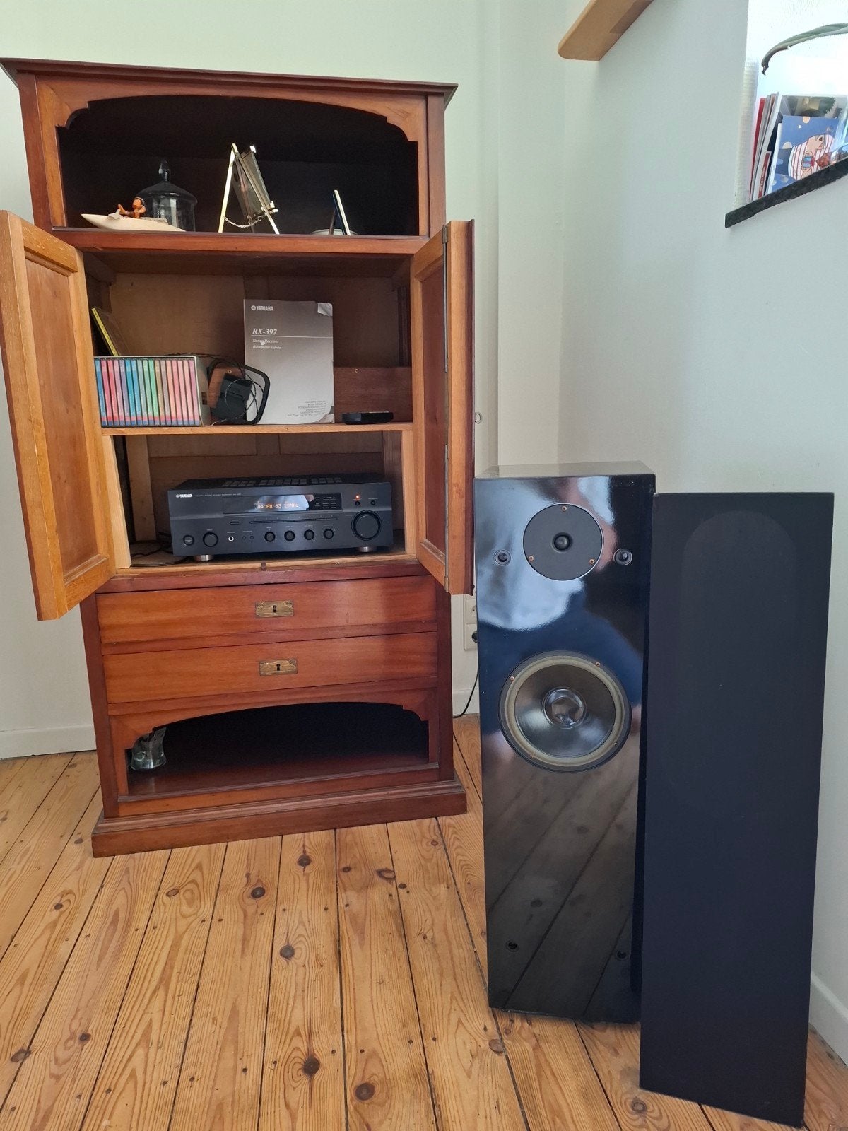 Meuble Acajou, récepteur Hifi  Yamaha avec enceintes, Enlèvement