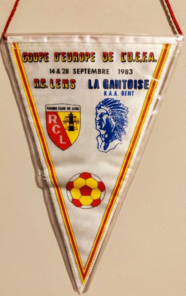 1980s AA Gent europa cup prachtig vaantje, Verzamelen, Ophalen of Verzenden