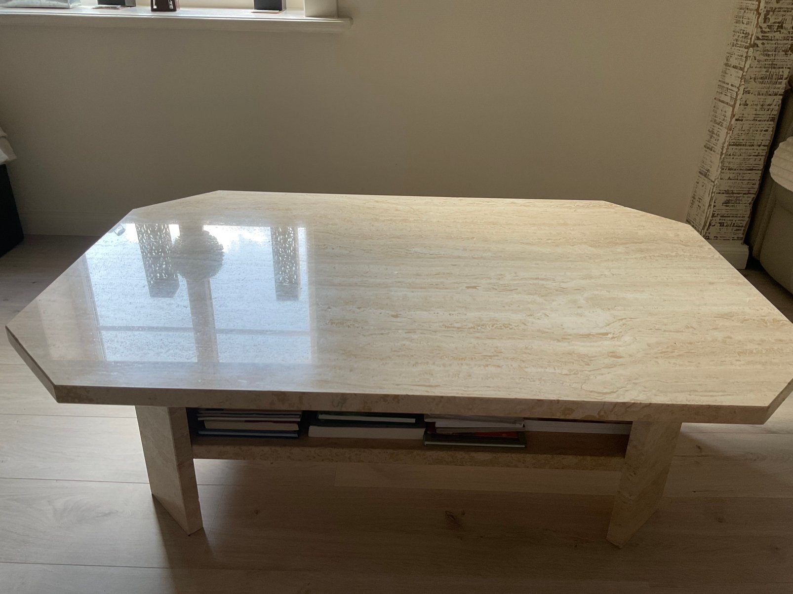 TABLE BASSE EN TRAVERTIN, Enlèvement, Rectangulaire