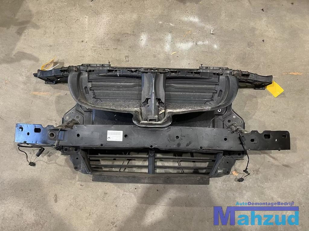 BMW 1 SERIE E87 1.6i voorfront front 2003-2010, Petuelring 130
80788  Munich, DE, Info@bmw.de, Utilisé, BMW