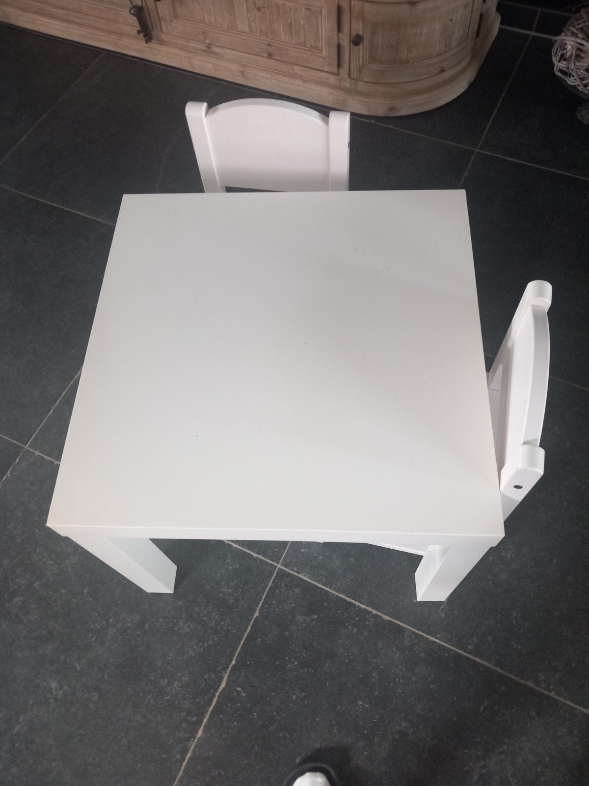 kindertafel met 4 stoelen Sundvik, Enfants & Bébés, Enlèvement, Chaise(s)