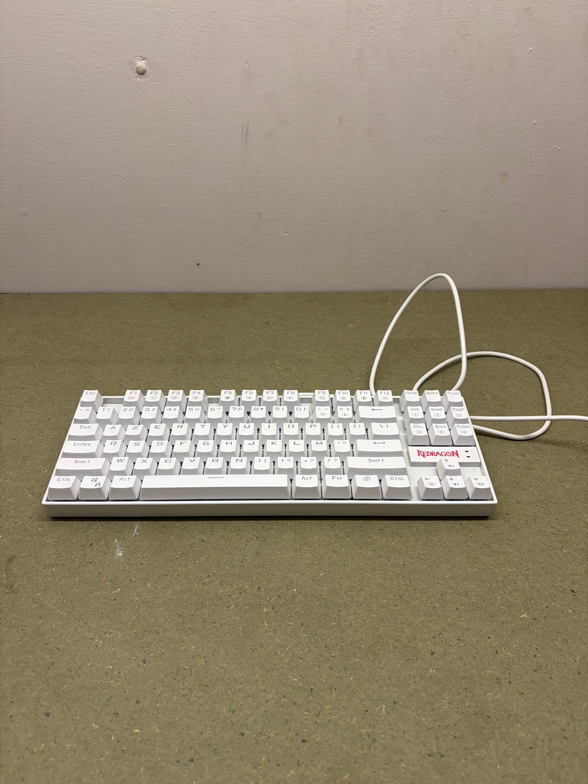 Reddragon Kumara toetsenbord, Computers en Software, Ophalen, Azerty, Zo goed als nieuw