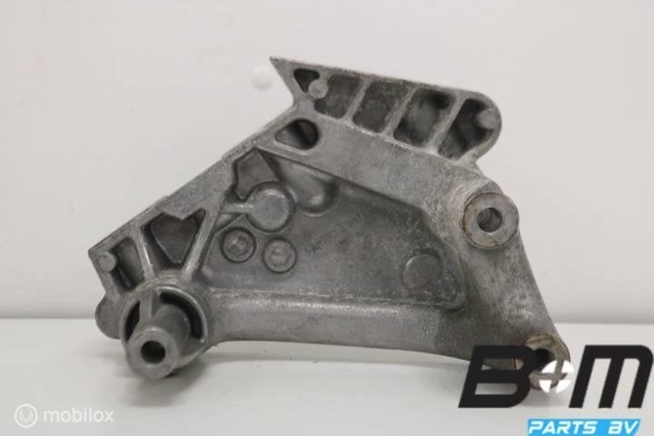 Console voor motorsteun VW Scirocco 2.0 TDI CUU 04L199207, Utilisé