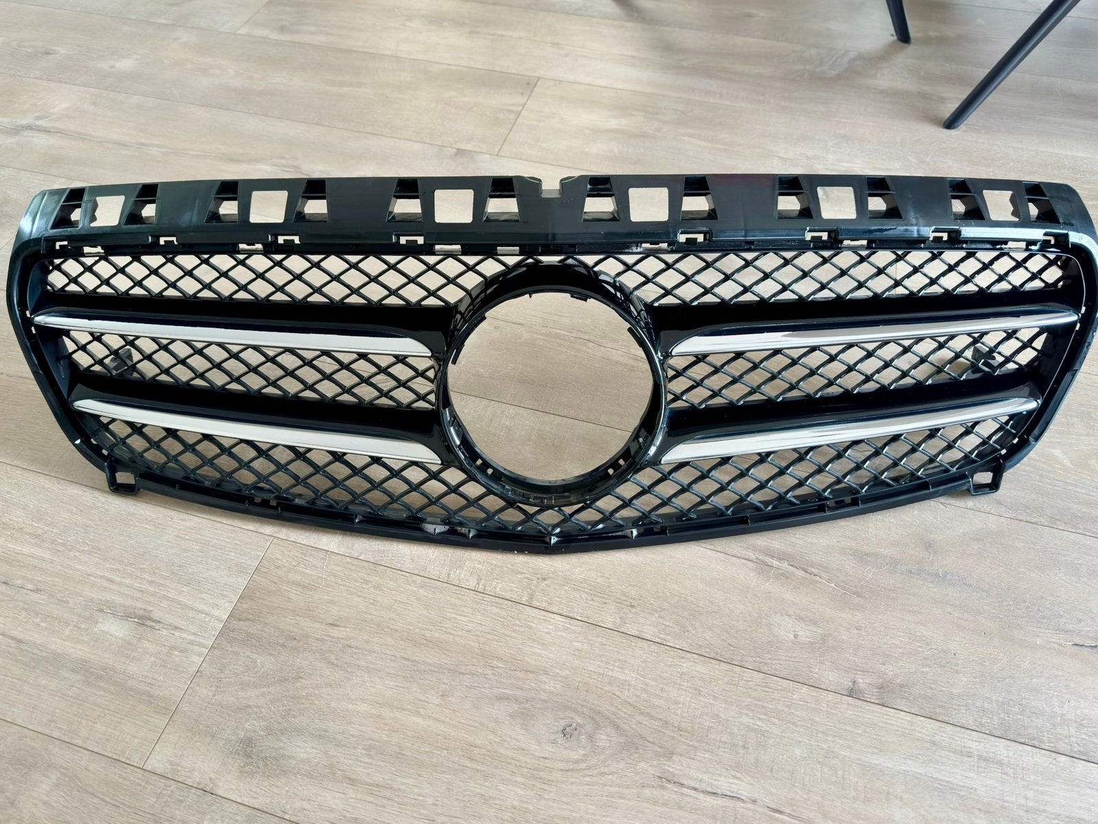 Grille de calandre Mercedes classe a w176 AMG, Autos : Pièces & Accessoires, Neuf, Pare-chocs, Mercedes-Benz, Enlèvement