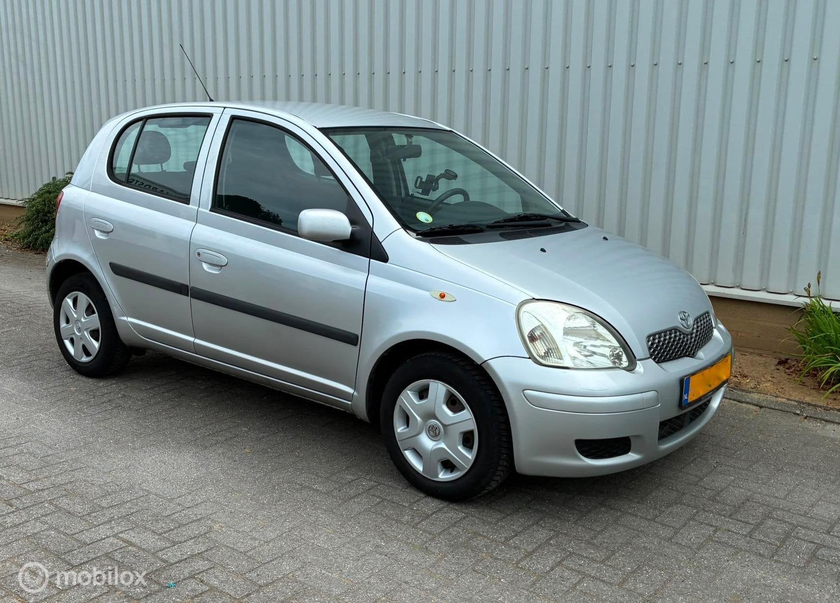 Toyota Yaris 1.3 16V VVT-i Linea Sol AIRCO 5-DEURS, Voorwielaandrijving, Stof, Gebruikt, 87 pk