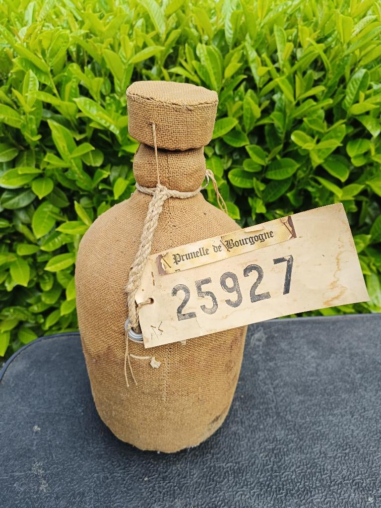 bouteille vintage, Enlèvement ou Envoi