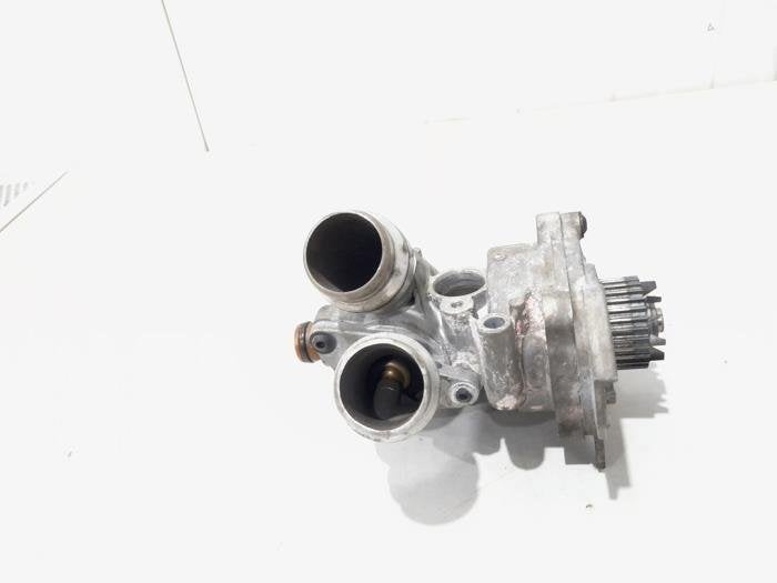 Pompe à eau d'un Audi A5, -, 3 mois de garantie, Audi, Utilisé