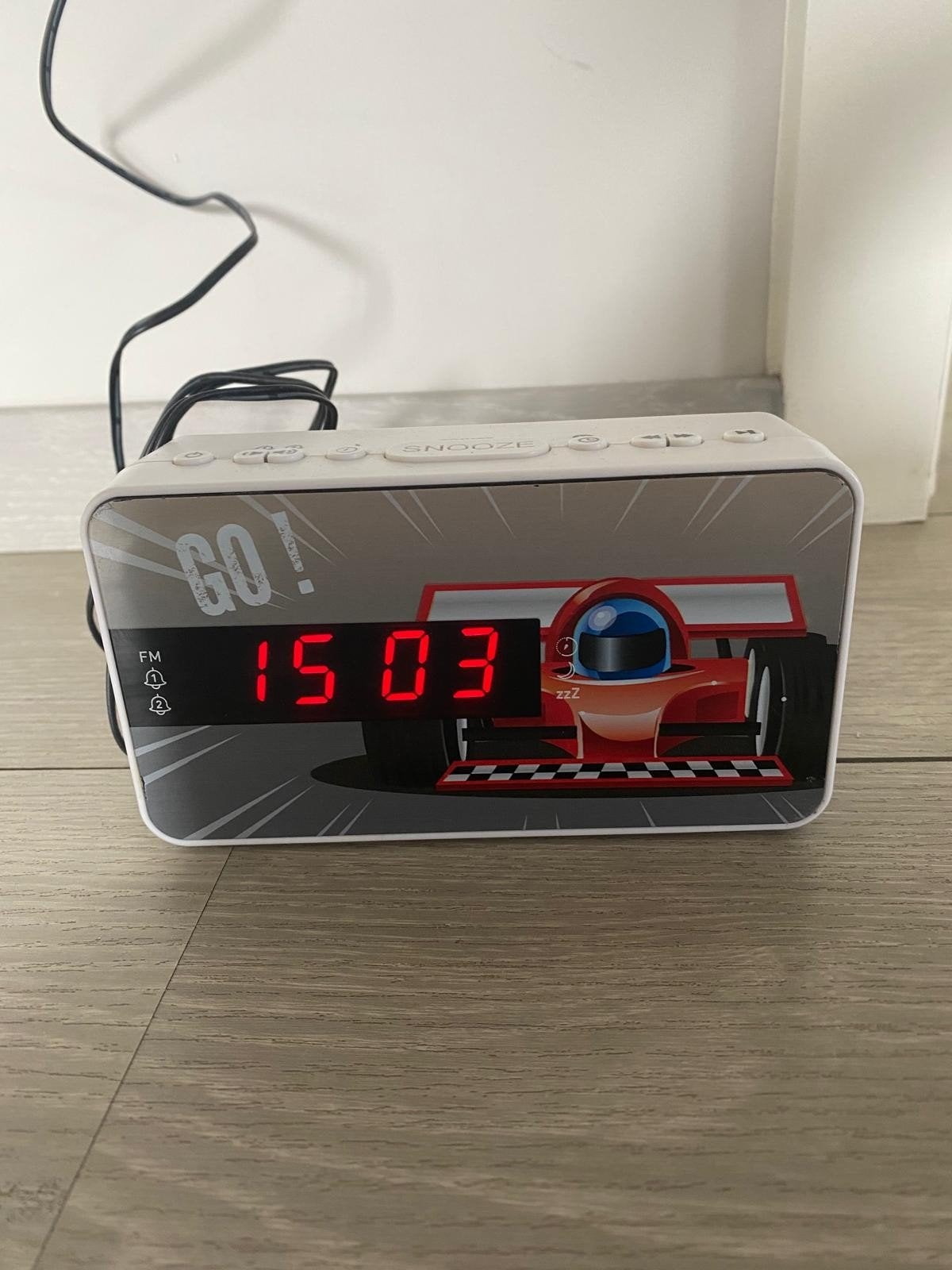 Wekkerradio raceauto, Ophalen