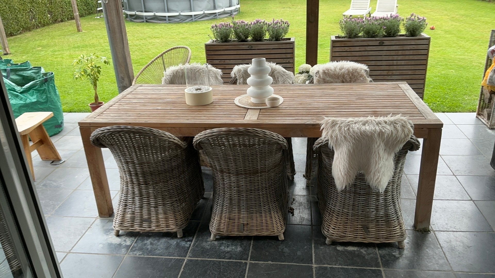 Buitentafel teak, Ophalen, Gebruikt, Rechthoekig