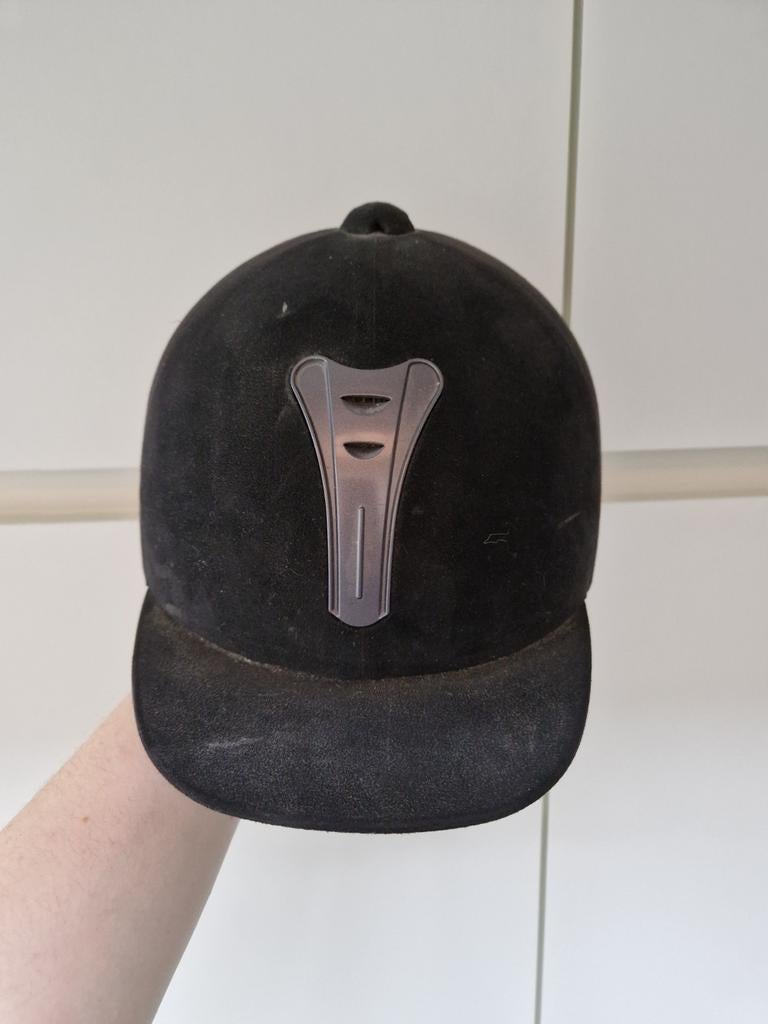 Paardrijhelm maat 58, Ophalen, Zo goed als nieuw, Cap