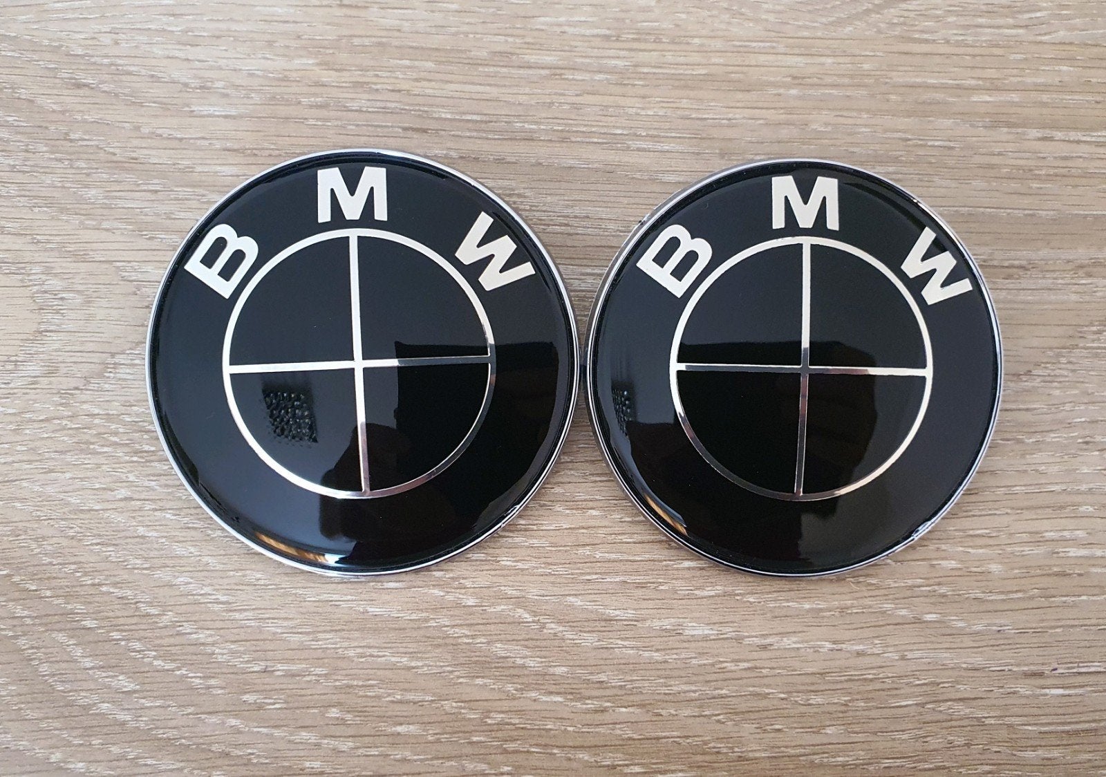 Bmw emblemen in full zwart 2 x 82 mm of 82 mm + 74 mm, Ophalen of Verzenden, Nieuw, BMW