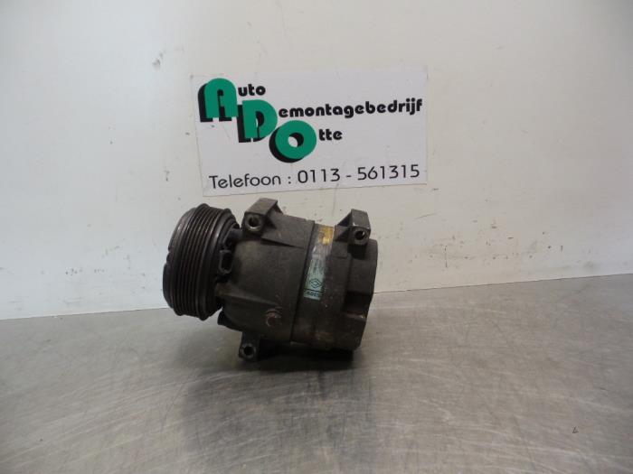 Aircopomp van een Renault Trafic (Trafic 01-), Auto-onderdelen, Gebruikt, -, Renault, -