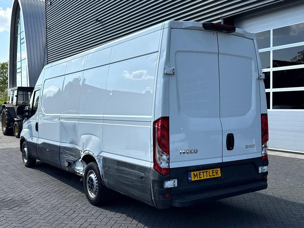Iveco Daily 35S16 2.3 410, L3H2, camera, Auto's, Achterwielaandrijving, Gebruikt, Iveco, Wit