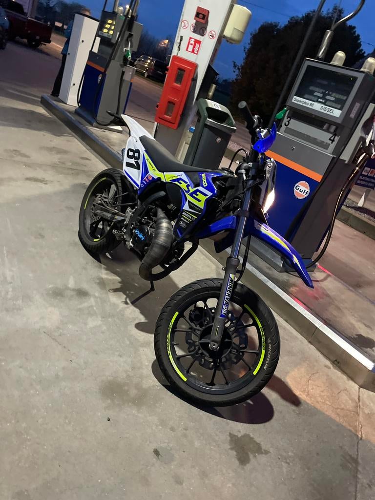 Sherco 50cc, Ophalen, 6 versnellingen, 50 cc, Klasse B (45 km/u)
