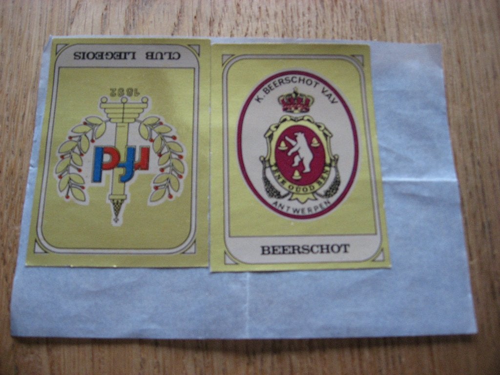 Autocollants Panini 1977 K Beerschot VAV Club Liégeois, Enlèvement ou Envoi, Comme neuf, Affiche, Image ou Autocollant