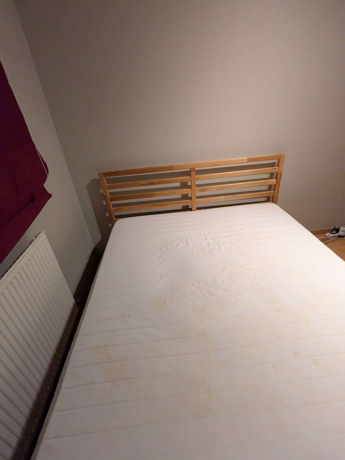 IKEA TARVA bed 160x200 + matras + lattenbodems, Huis en Inrichting, Ophalen, Tweepersoons, Matras, 200 cm