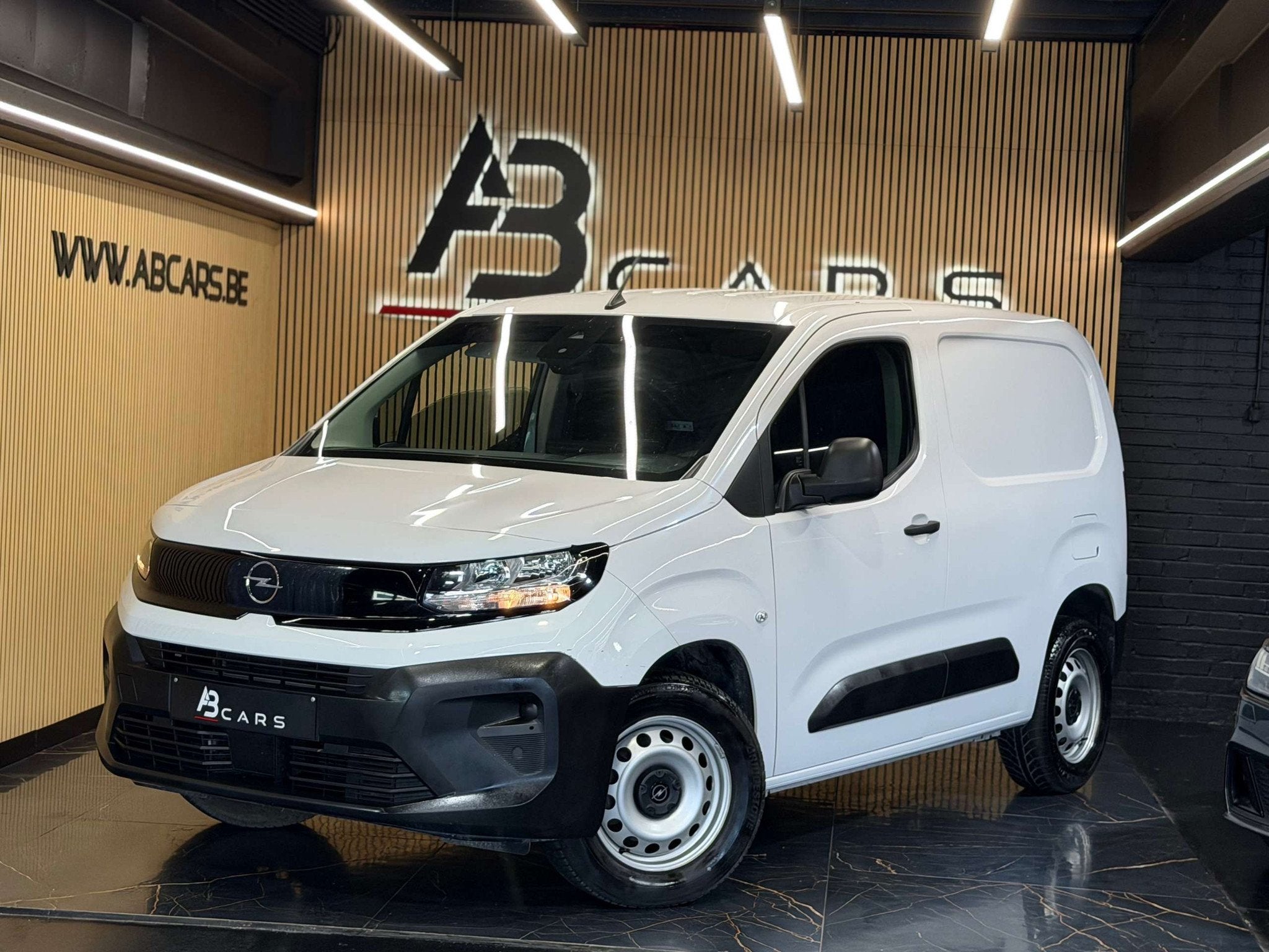 Citroën Berlingo 1.5HDI * UTILITAIRE * GARANTIE 12 MOIS *, Autos, 75 kW, Achat, Euro 6, Entreprise
