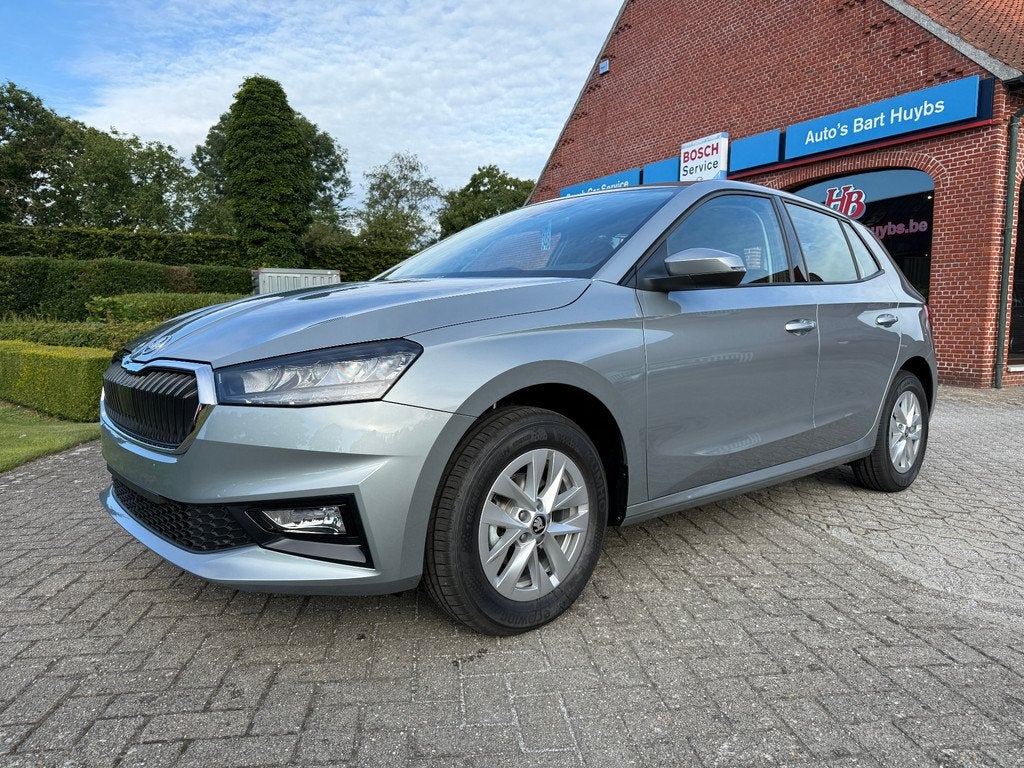 Skoda Fabia 130 YEARS 1.0 MPI - CAMERA / GPS / AC / PDC / GP, Neuf, 80 ch, Euro 6, Entreprise