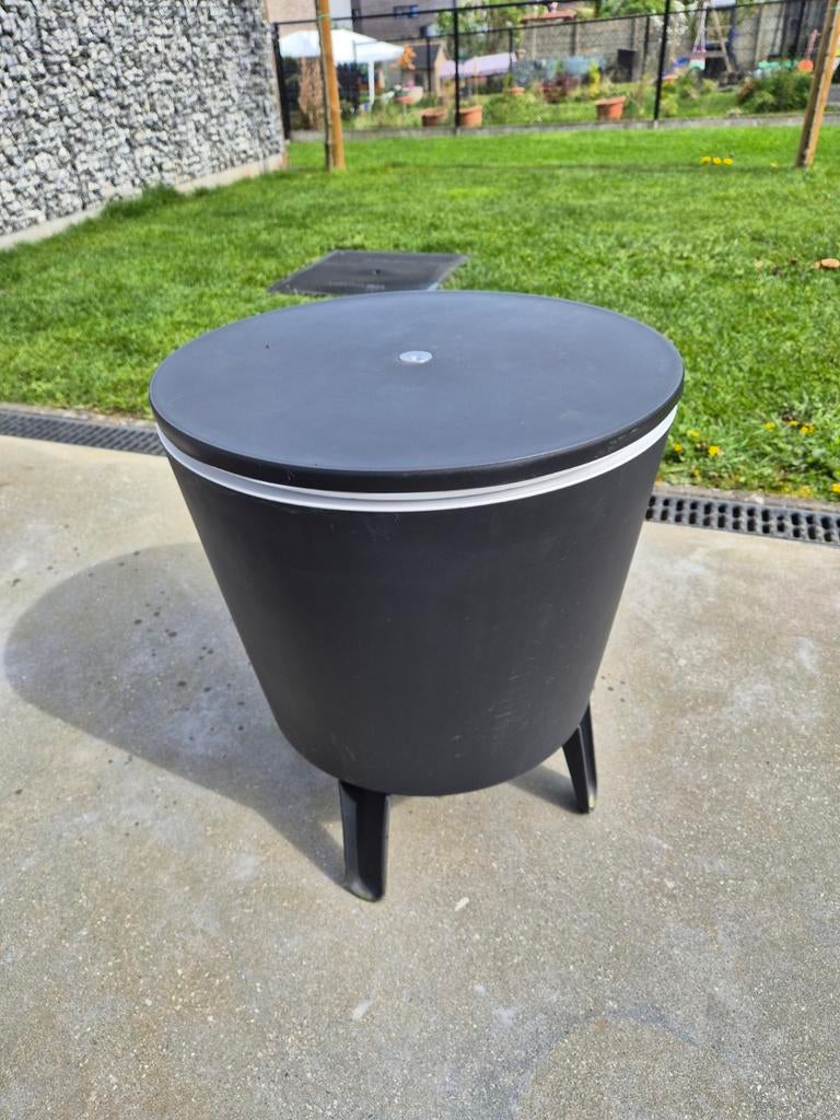 Cool bar Keter, Tuin en Terras, Ophalen, Zo goed als nieuw