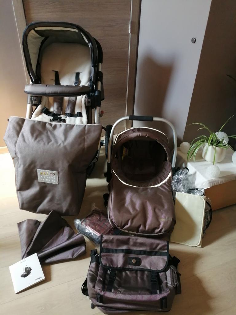 Mutsy kinderwagen met paraplu, regenhoes en tas, Kinderen en Baby's, Kinderwagen, Mutsy