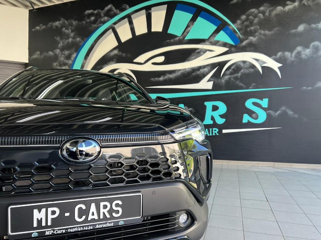 TOYOTA COROLLA CROSS // 2.0 AWD // Style + safety pack, Autos, Toyota, Achat, Euro 6, Garantie prolongée, Noir