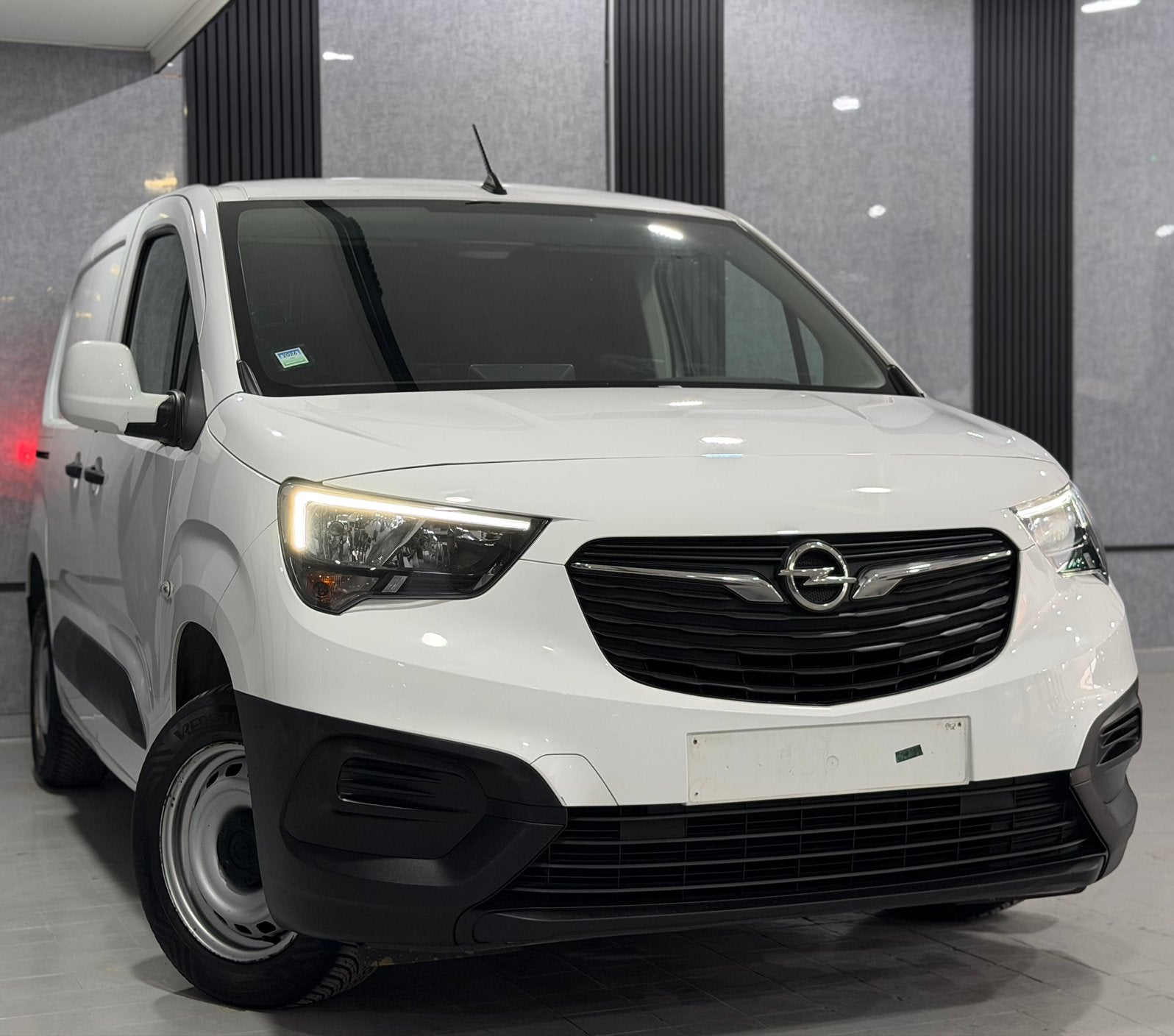 OPEL COMBO 1.5 DIESEL 3 PLACES UTILITAIRE PARFAIT ÉTAT FULL, Autos, Achat, Euro 6, Entreprise, Boîte manuelle