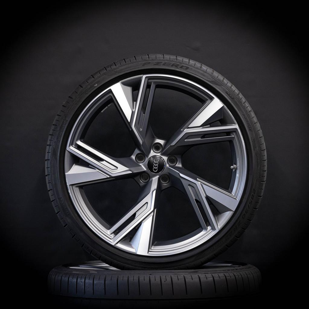 22 inch velgen Audi RS6 C8 Origineel zomerbanden 285/30/22, Auto-onderdelen, Gebruikt, -, 285 mm, -