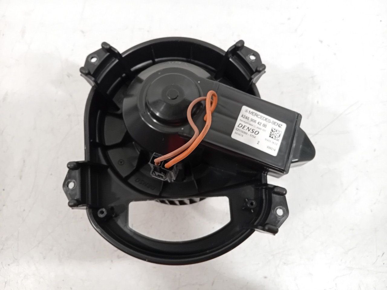 Kachel ventilator motor Mercedes-Benz CLA, Onderdelen@venauto.nl, Van der Ven Autorecycling B.V., Ettenseweg 76, 4706 PB Roosendaal, The Netherlands