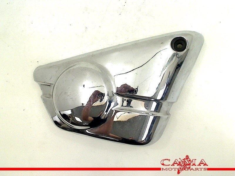 CADRE DE COUVERTURE CADRE DROIT Suzuki, Dhr. S. di Majo, Utilisé, Info@cama-motorparts.nl, P.J. Troelstraweg 8 8
3144 CX  MAASSLUIS, NL