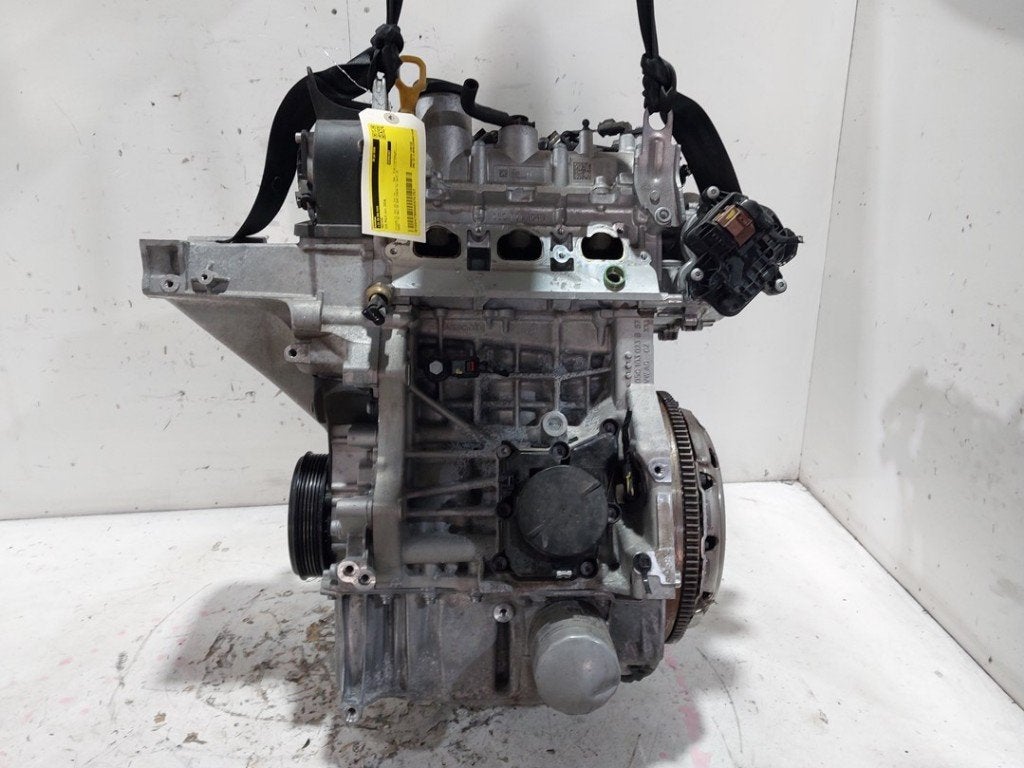 MOTEUR Volkswagen Polo VI (AW1) (|05C100031G|05C100031GX|), Autos : Pièces & Accessoires, Volkswagen, Volkswagen AG, Utilisé, Kundenbetreuung@volkswagen.de