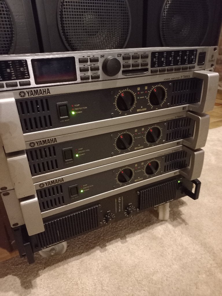 Yamaha P7000s, Ophalen of Verzenden, Gebruikt, 120 watt of meer, Yamaha