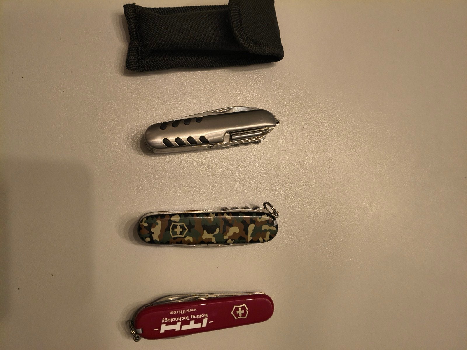 3 couteaux de poche, Enlèvement ou Envoi