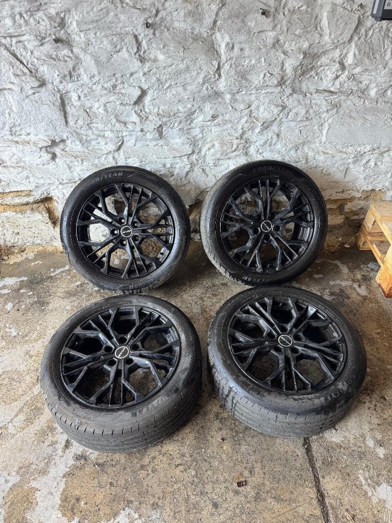 Jantes GMP + Goodyear 215/50 R17, Autos : Pièces & Accessoires, 17 pouces, Enlèvement, Utilisé, Jante(s)