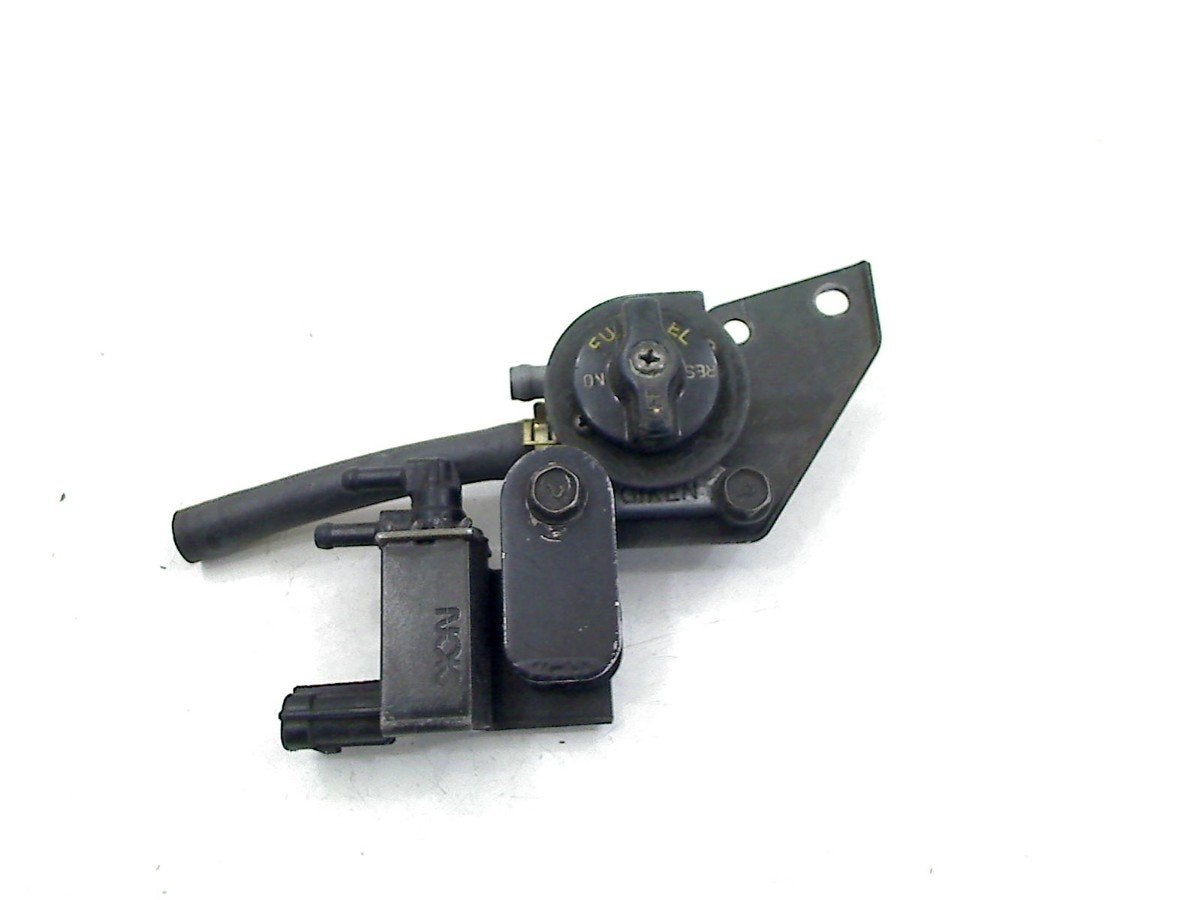 ROBINET DE CARBURANT Suzuki, Suzuki Deutschland GmbH, Utilisé, Kontakt@suzuki.de, Suzuki-Allee 7
64625  Bensheim, DE