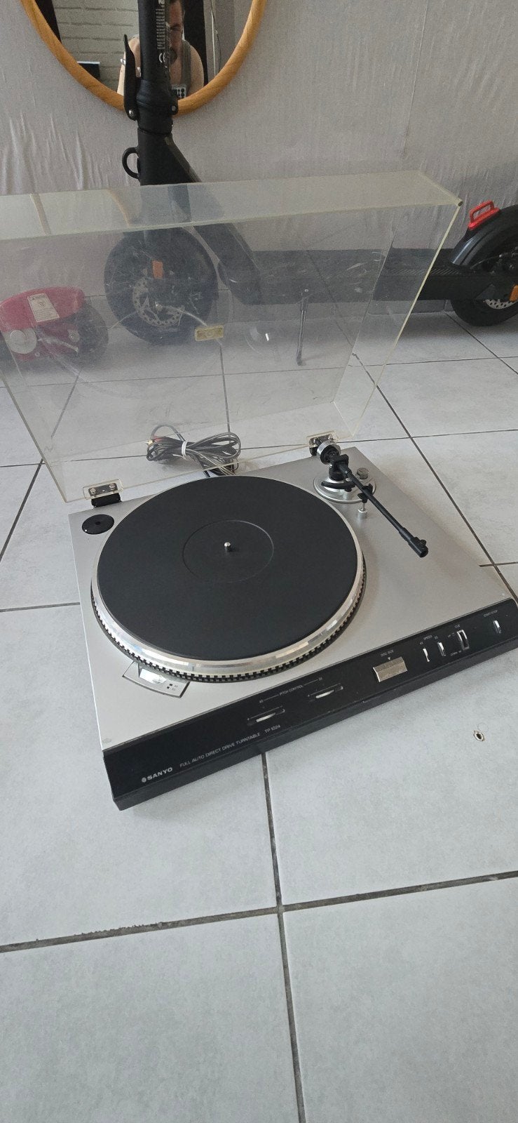 SANYO TP1024 DIRECT DRIVE, Audio, Tv en Foto, Platenspelers, Ophalen