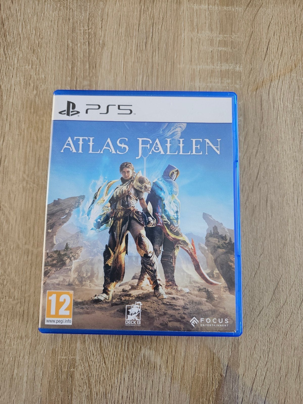 Atlas Fallen, Enlèvement
