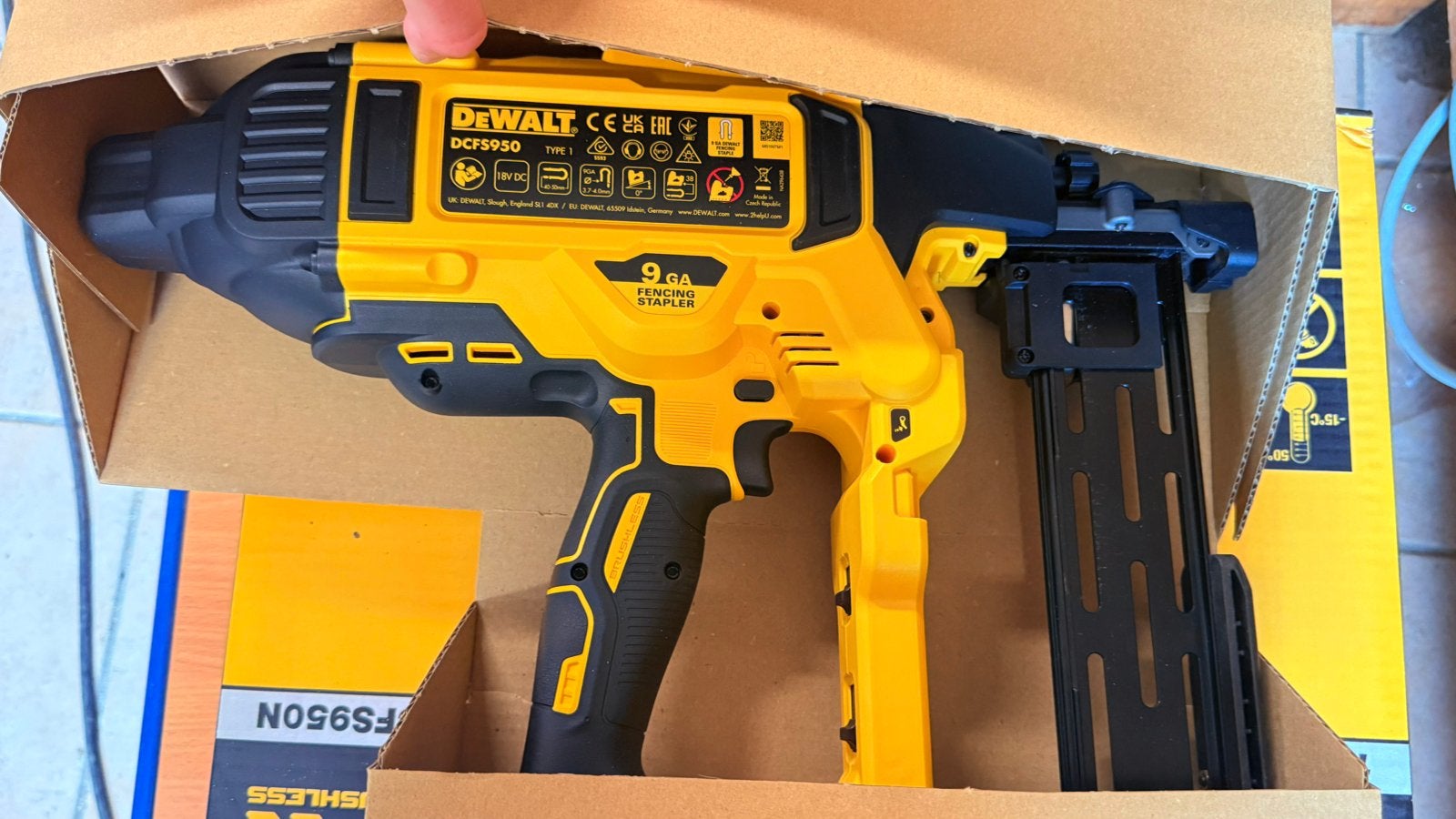 nietmachine voor hekwerk DEWALT DCFS950N, Doe-het-zelf en Bouw, Ophalen, Nieuw