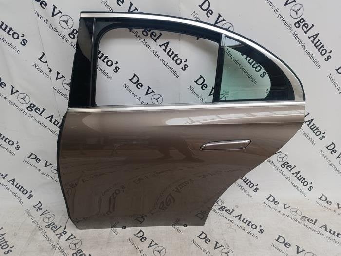 Portière 4portes arrière gauche d'un Mercedes E-Klasse (77, 3 mois de garantie, Utilisé, Porte, -