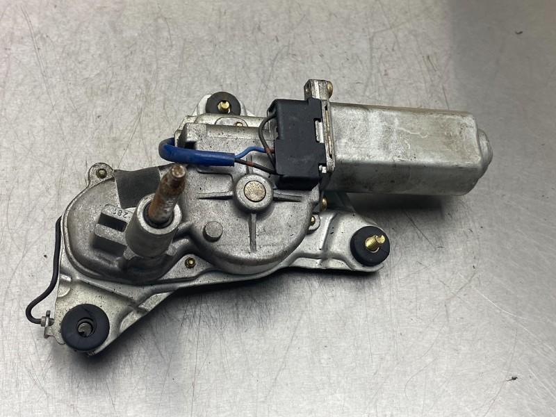 MOTEUR ESSUIE-GLACE ARRIÈRE Mazda MPV (LW19 / 69), Utilisé, Mazda