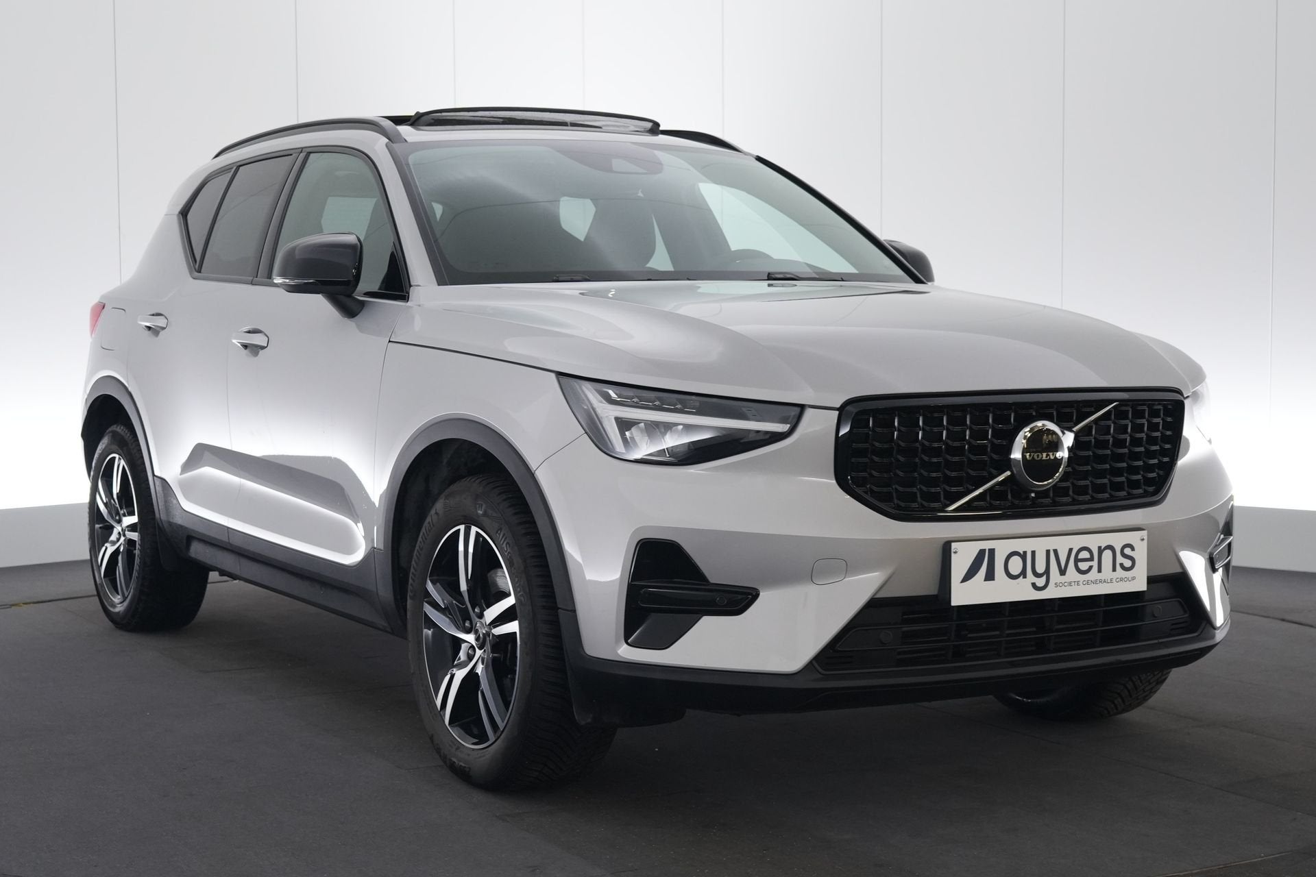 (2EUW774) VOLVO XC40, Auto's, Gebruikt, Euro 6, https://public.car-pass.be/vhr/48339695-ce75-4e1a-b76e-6603872075d5, Leder