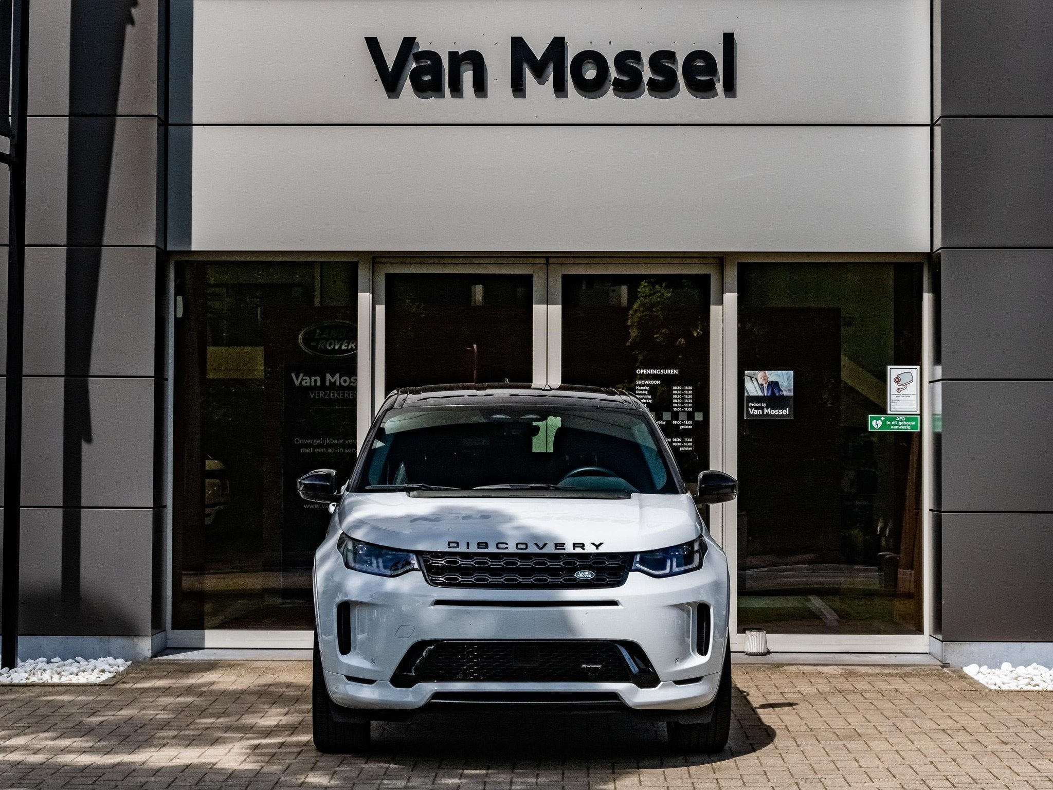 Land Rover Discovery Sport P300e R-Dynamic HSE AWD Auto. 23M, Auto's, Automaat, Gebruikt, 300 pk, 15 kWh