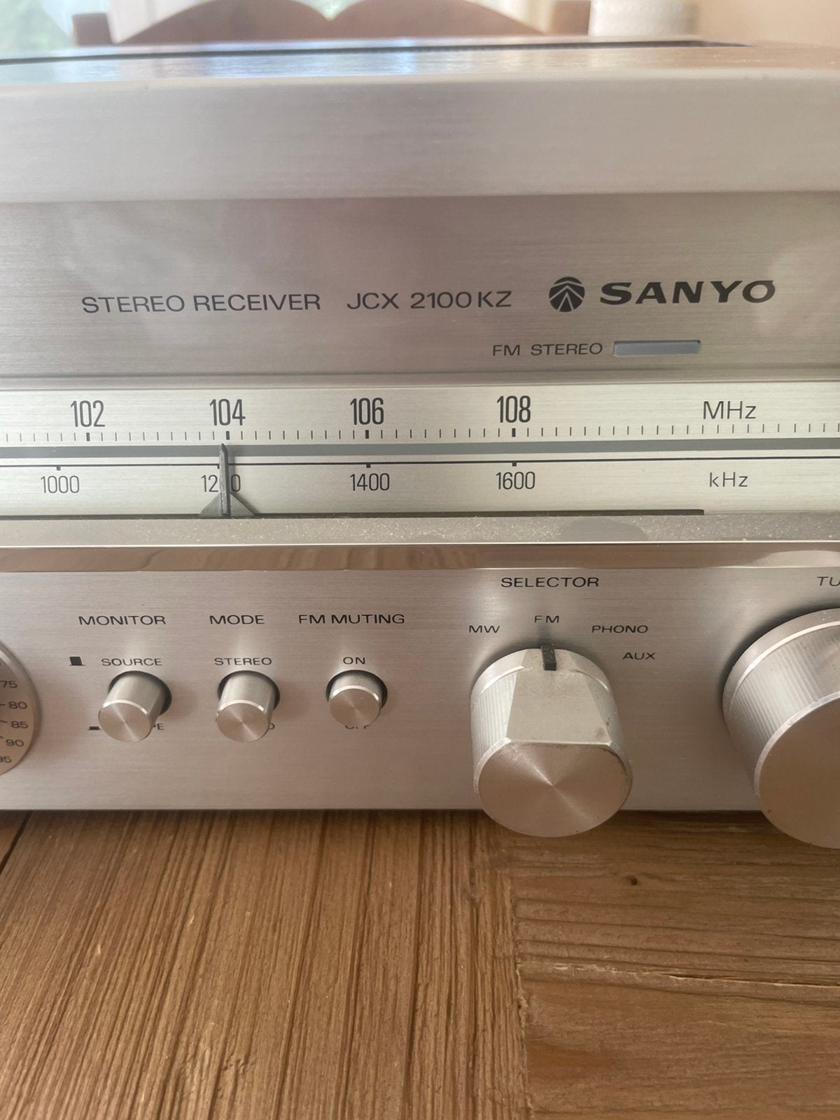 Ampli tuner vintage Sanyo 2100kz, Enlèvement ou Envoi, Utilisé