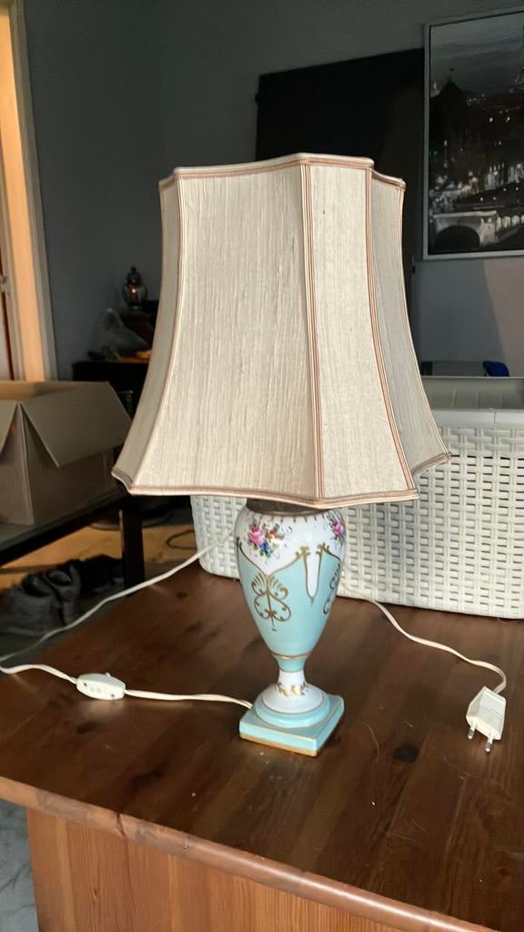 Gaudeville Limoges lamp, Ophalen